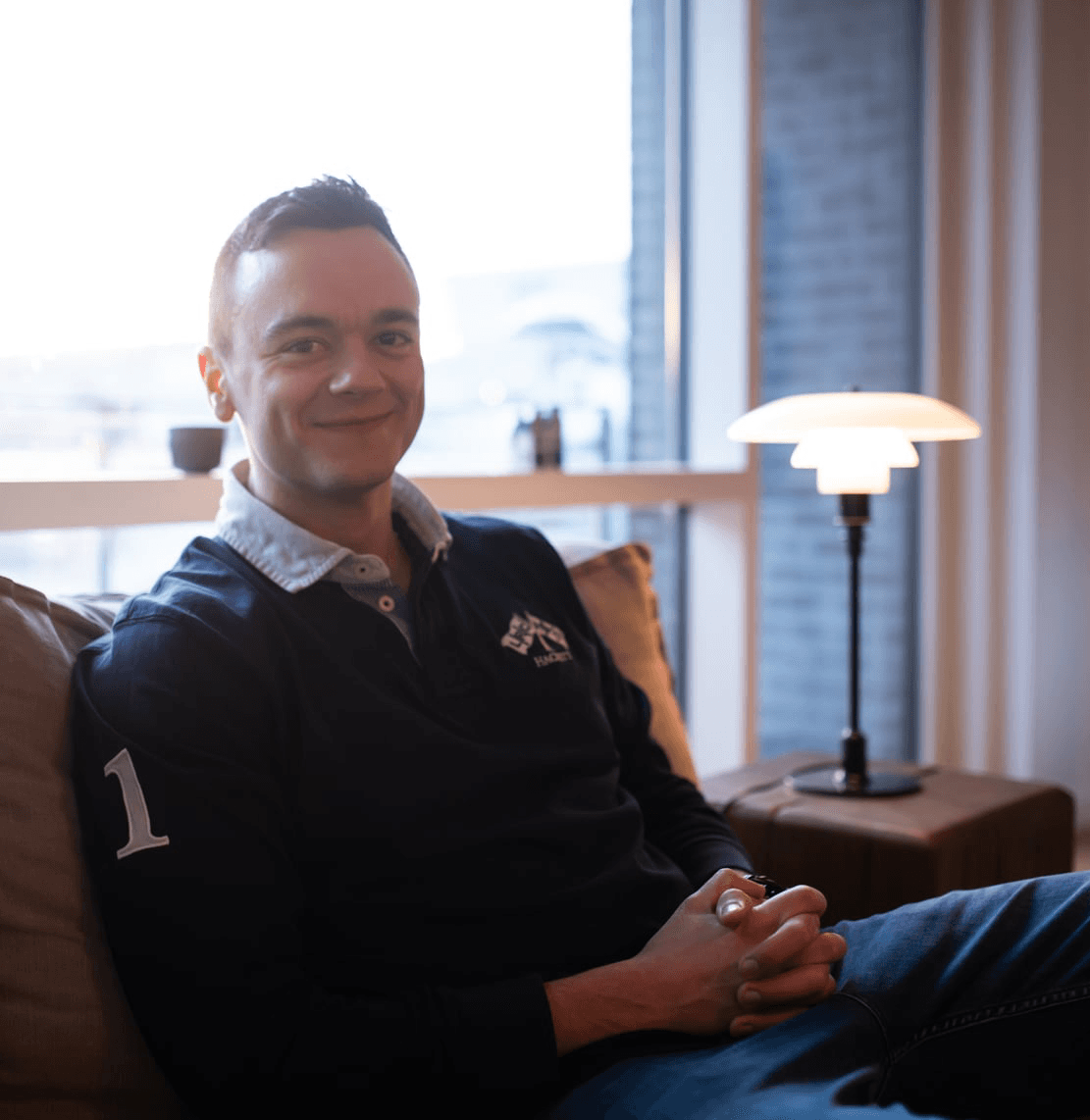 Nikolaj Andersen møder typiske samarbejdspartnere inden for e-commerce